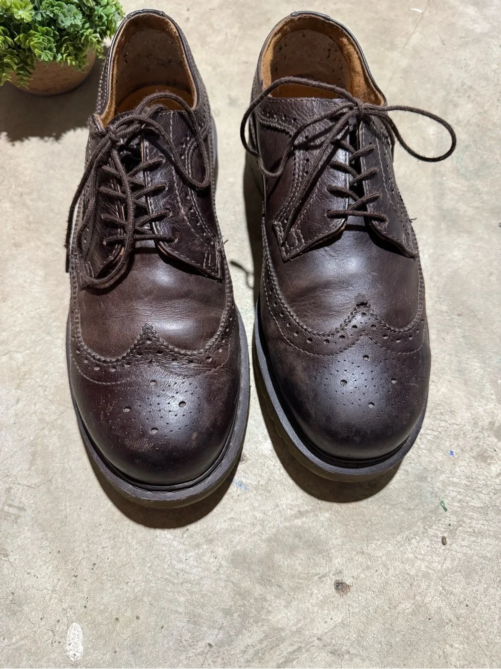 Dr Marten 14870 Brogue Wingtip Oxford Shoes Men Size 12 Leather Chunky Lug Sole